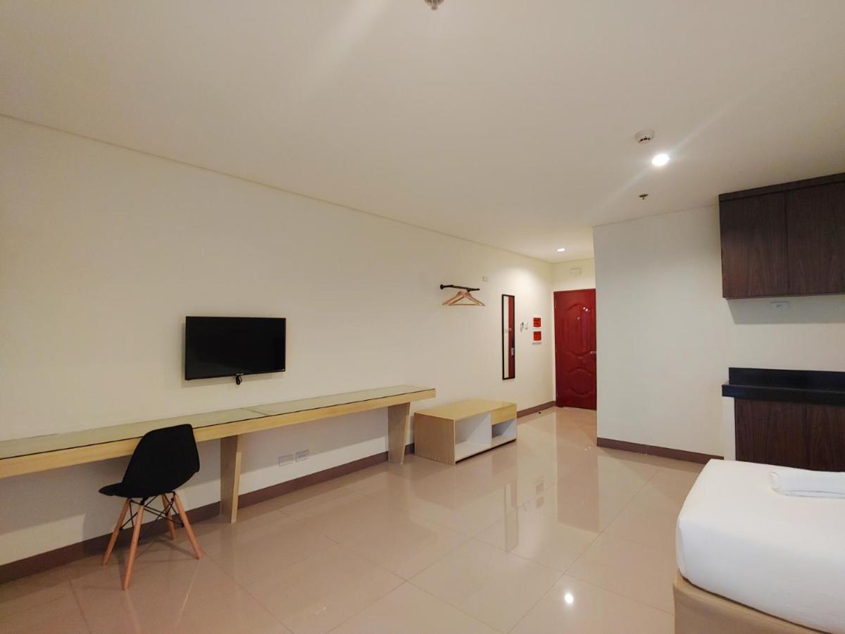 Kaizen Suites Манила Экстерьер фото