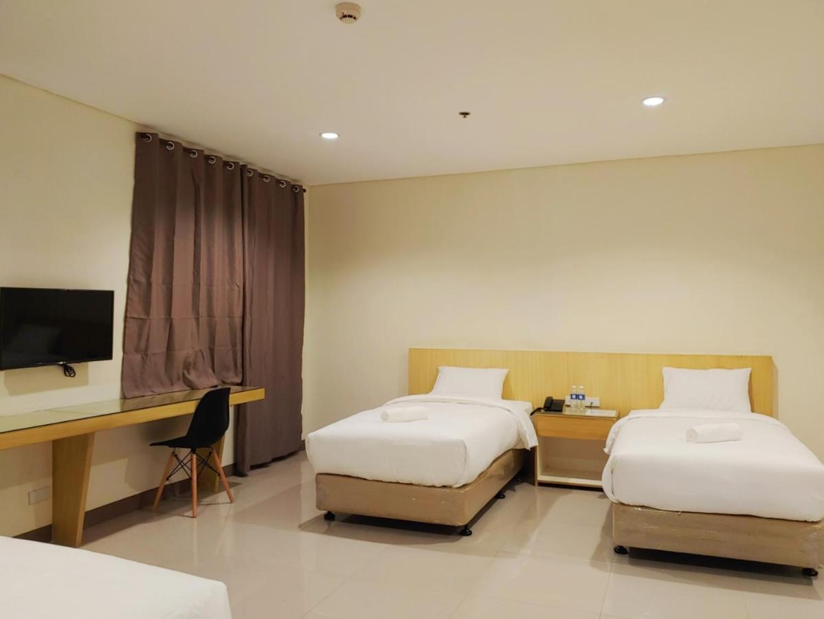 Kaizen Suites Манила Экстерьер фото