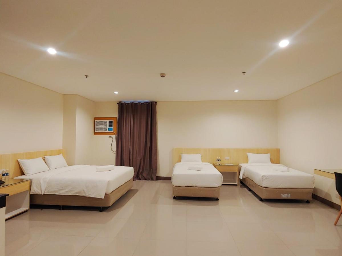 Kaizen Suites Манила Экстерьер фото