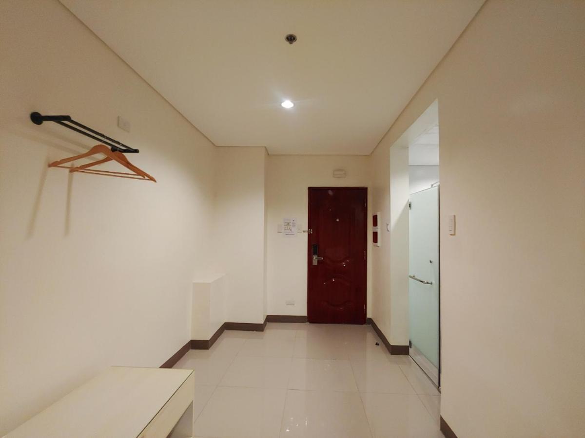 Kaizen Suites Манила Экстерьер фото