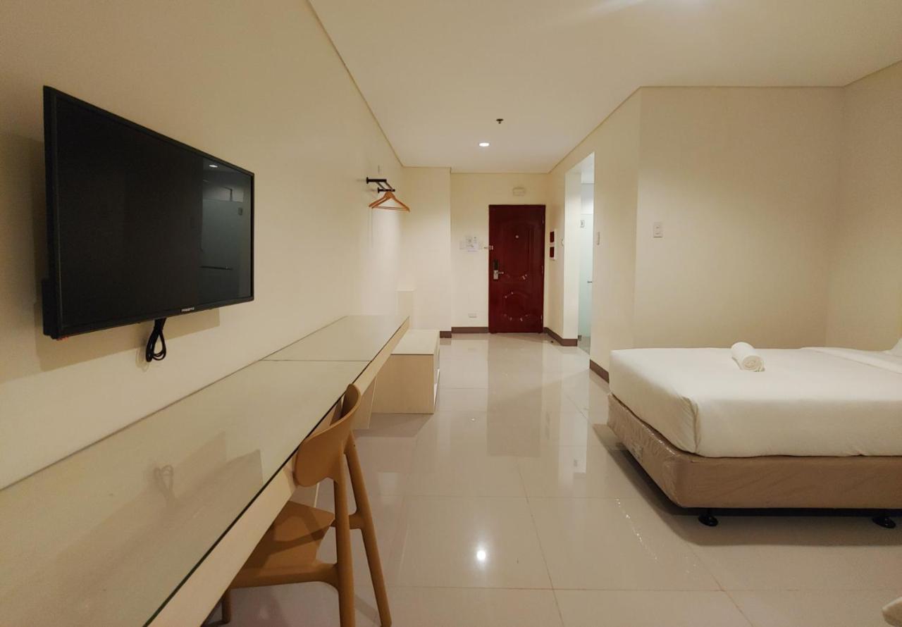 Kaizen Suites Манила Экстерьер фото