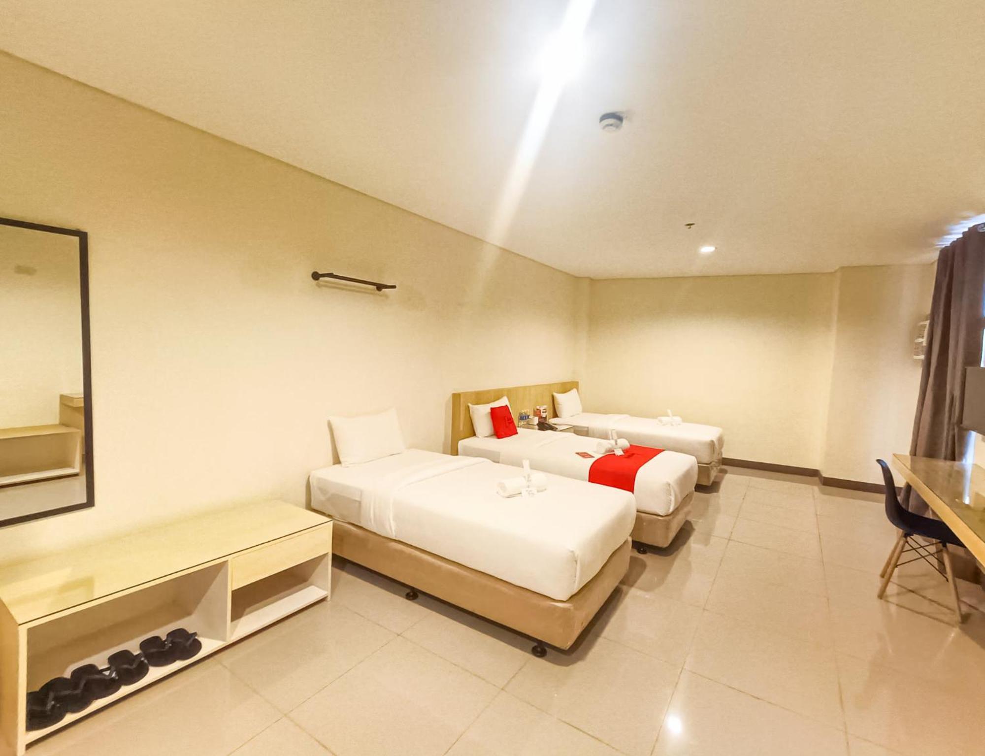 Kaizen Suites Манила Экстерьер фото
